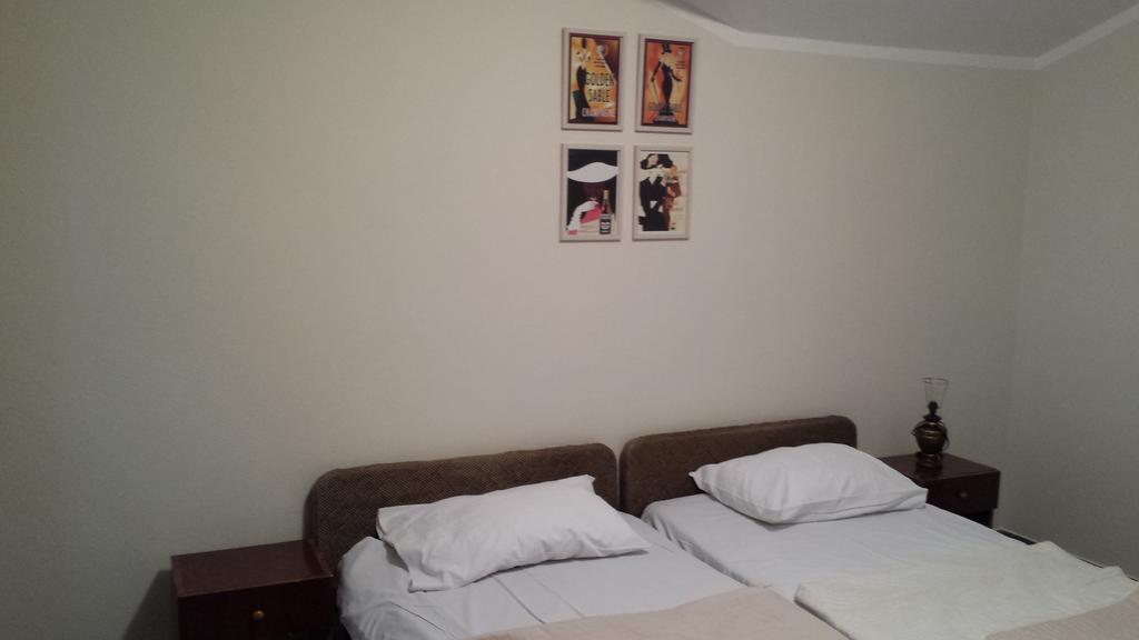 Apartments Fortunella Budva Ruang foto